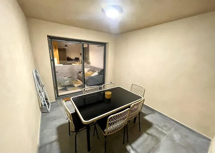 T2 Avec Terrasse *